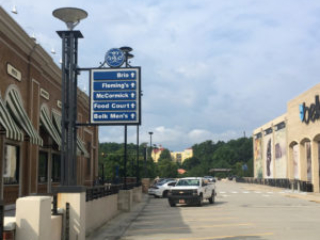 Crabtree Valley Mall &ndash; Raleigh, NC - Advance Signs &amp; Service